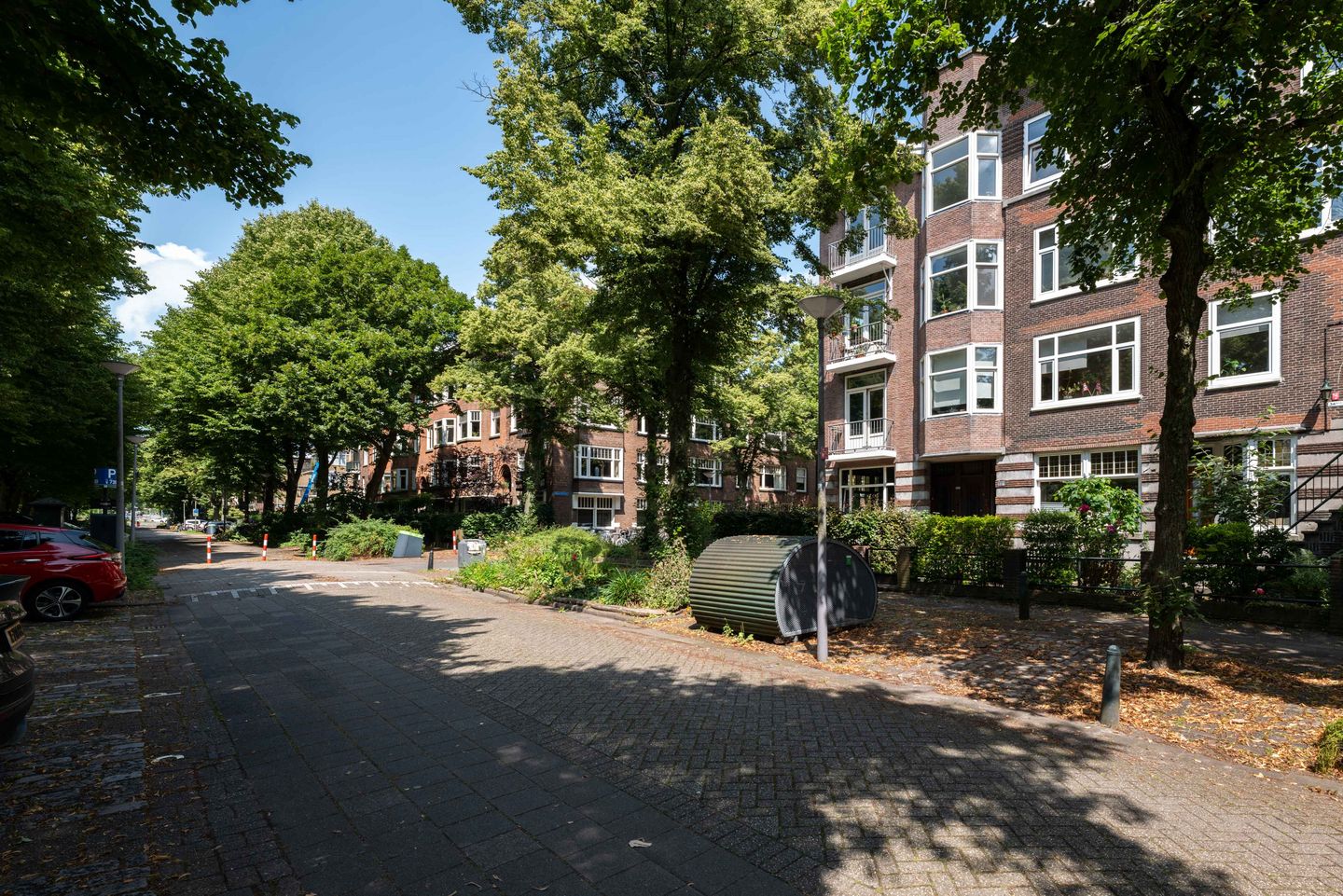 Foto 35 van Vroesenlaan 33-B