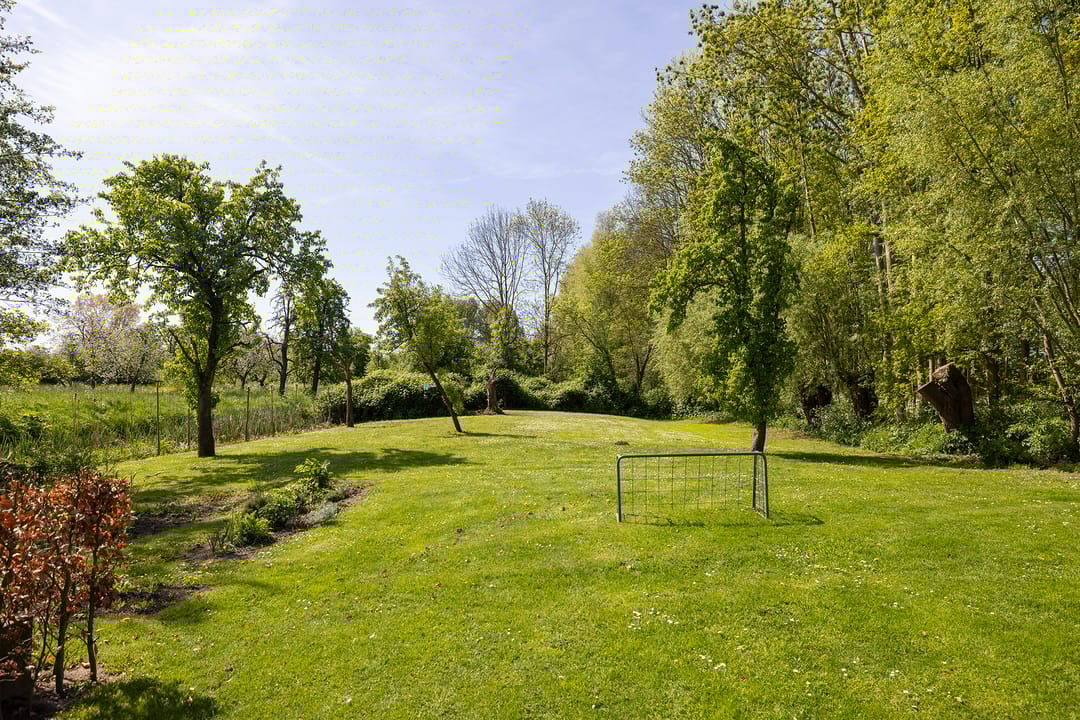 Foto 38 van Waalseweg 49