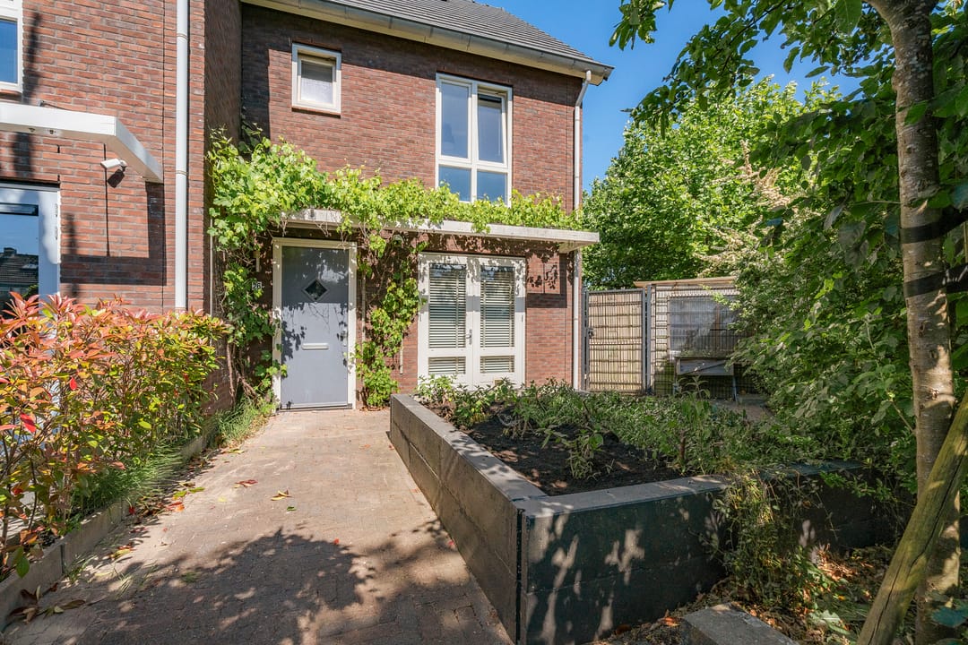 Photo 2 of Constantijnstraat 26