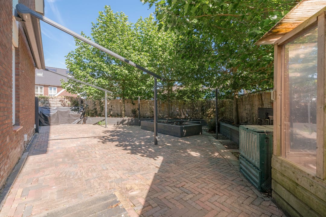 Photo 38 of Constantijnstraat 26