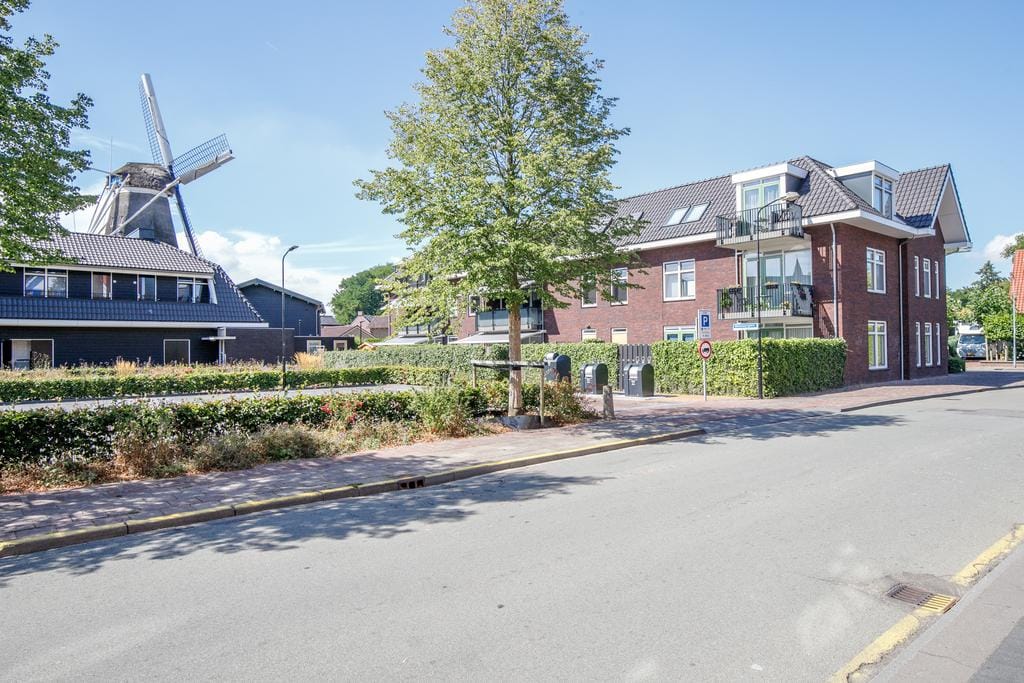 Photo 27 of Eikenlaan 3