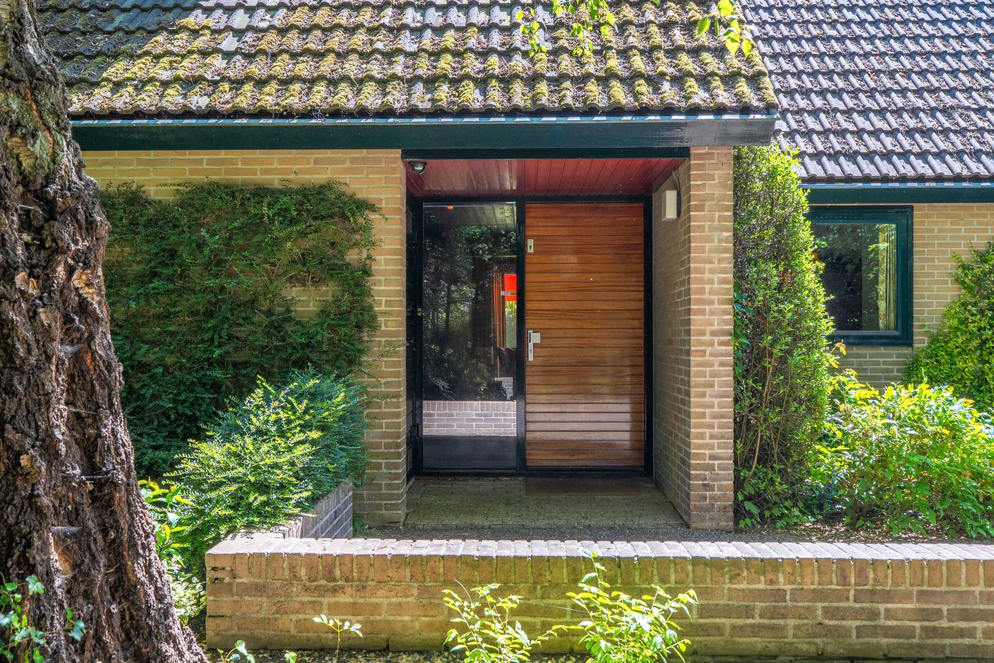 Foto 5 van Van der Waalsweg 2