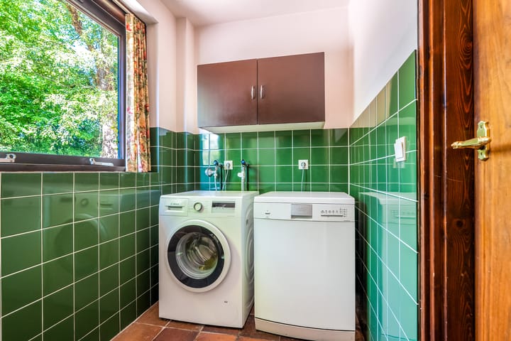 Foto 14 van Van der Waalsweg 2