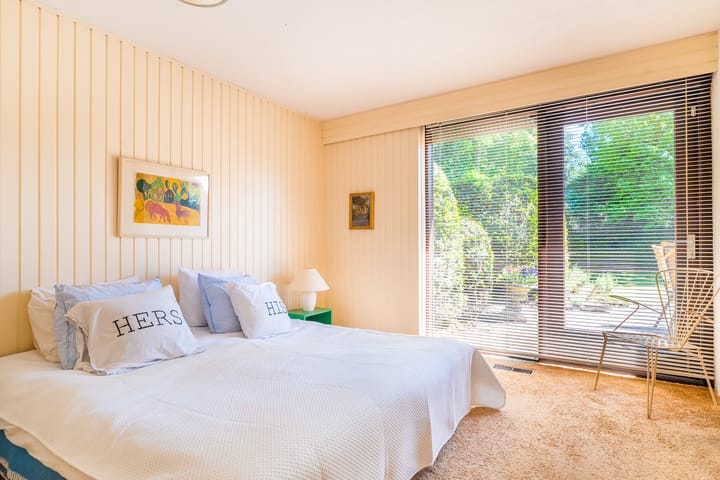 Foto 16 van Van der Waalsweg 2