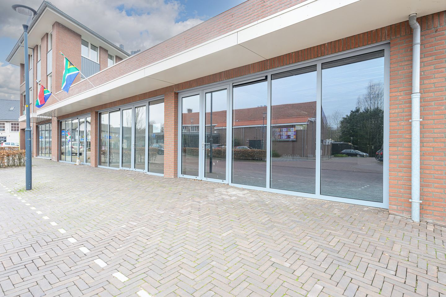 View photo 2 of Ooster Boekelweg 1-b