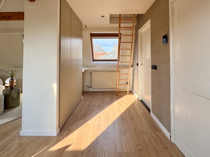 Foto 13 van Clarissenstraat 12-B