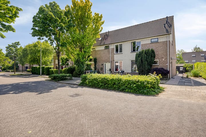 Koopwoningen - huizen te koop in [Funda]