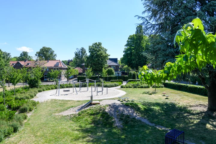 Foto 43 van Nachtegaalweg 32