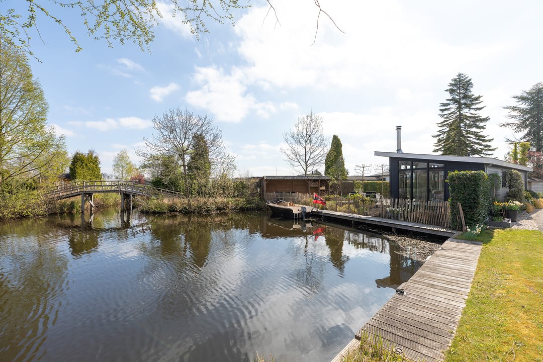 Foto 1 van Nieuw-Loosdrechtsedijk 217-C115