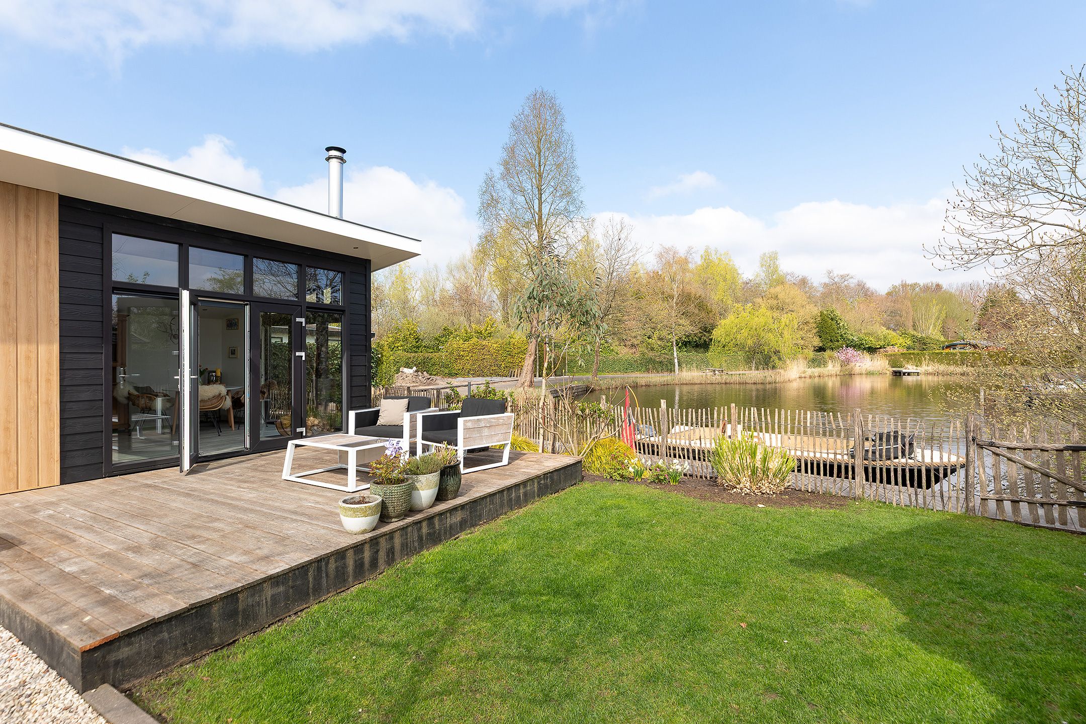 Foto 6 van Nieuw-Loosdrechtsedijk 217-C115