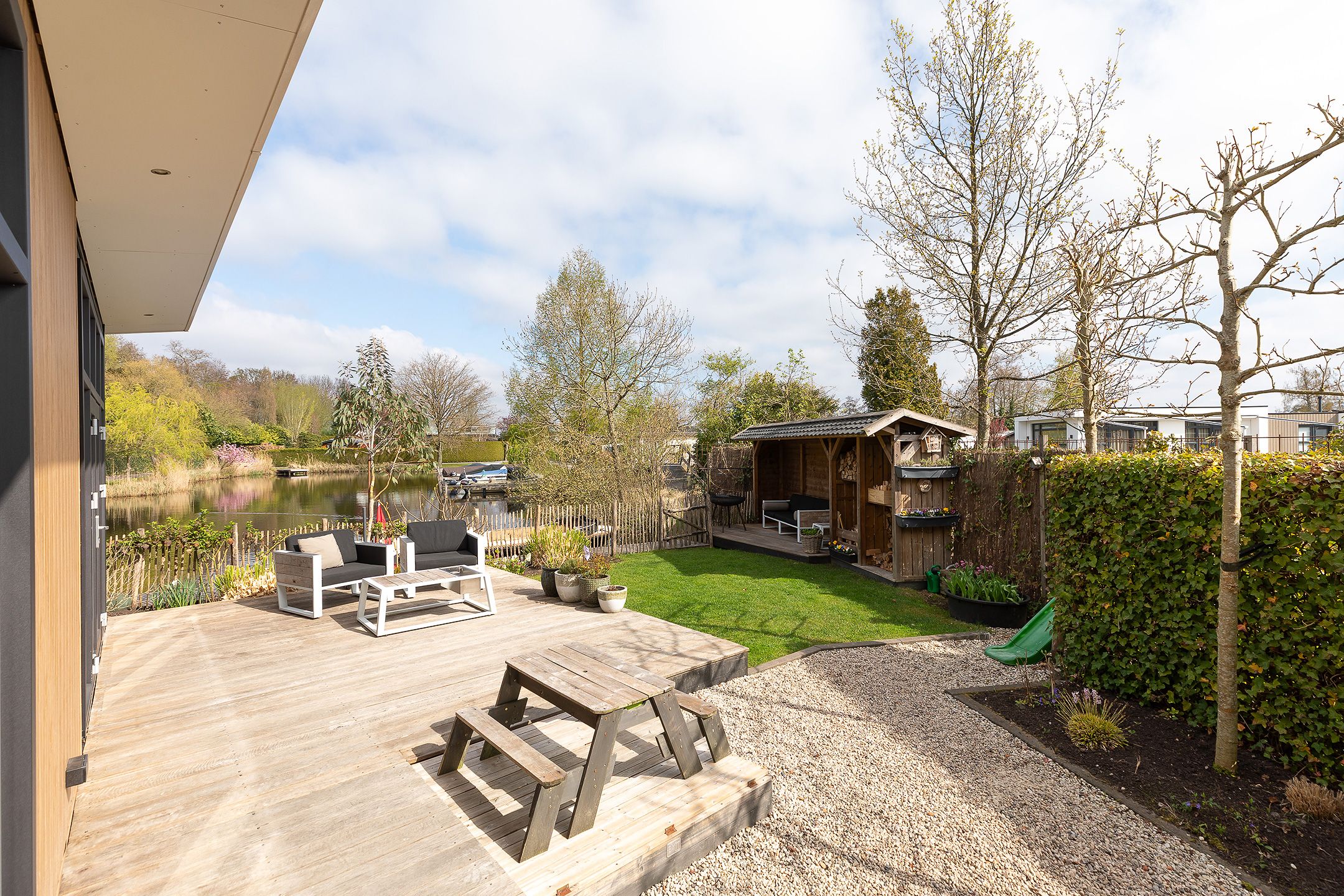 Foto 18 van Nieuw-Loosdrechtsedijk 217-C115