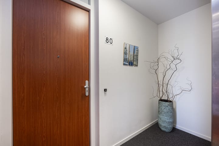 Photo 7 of Thorbeckewal 80