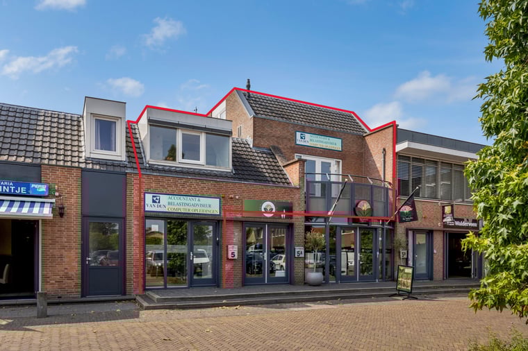 Dorpsplein 5 main image