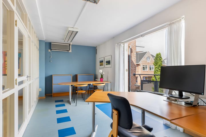 Photo 18 of Dorpsplein 5