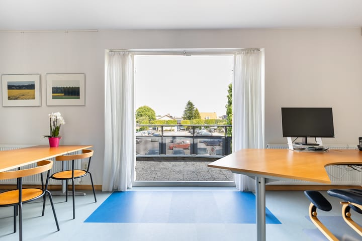 Photo 19 of Dorpsplein 5