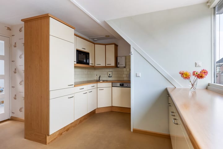 Photo 11 of Dorpsplein 5