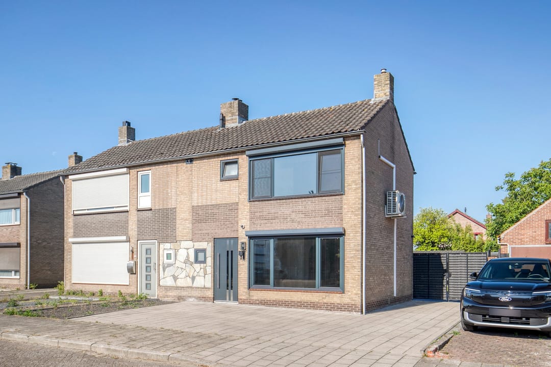 Foto 2 van de Ruyterlaan 33