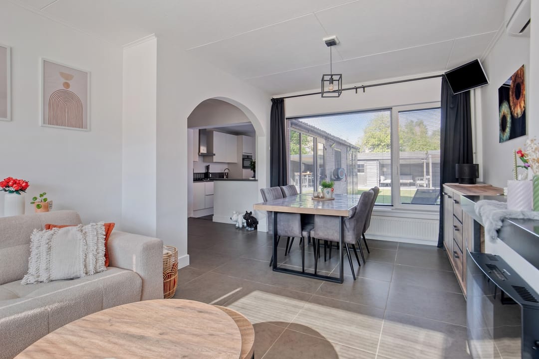 Foto 8 van de Ruyterlaan 33