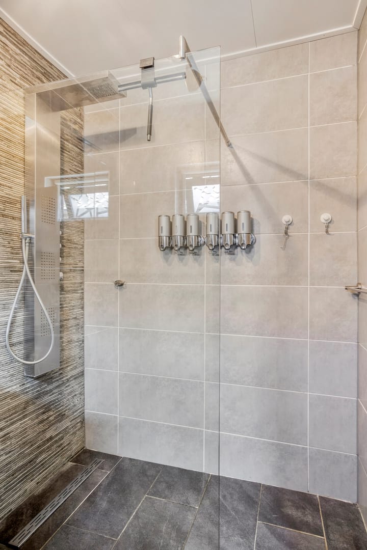 Foto 19 van Maxburgh 5