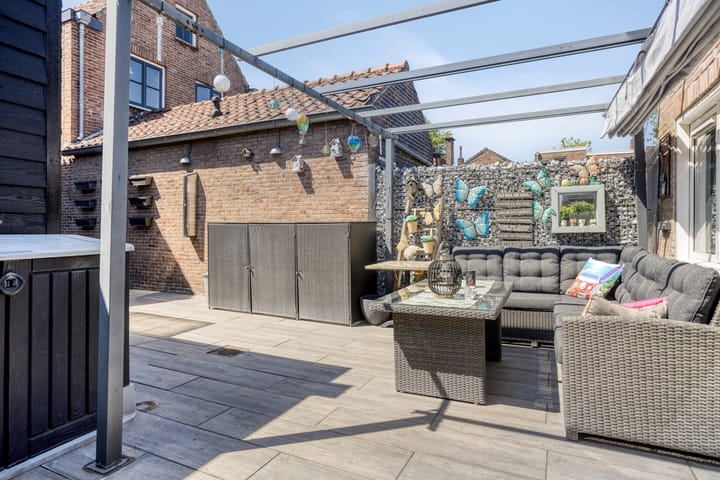 Foto 35 van Maxburgh 5