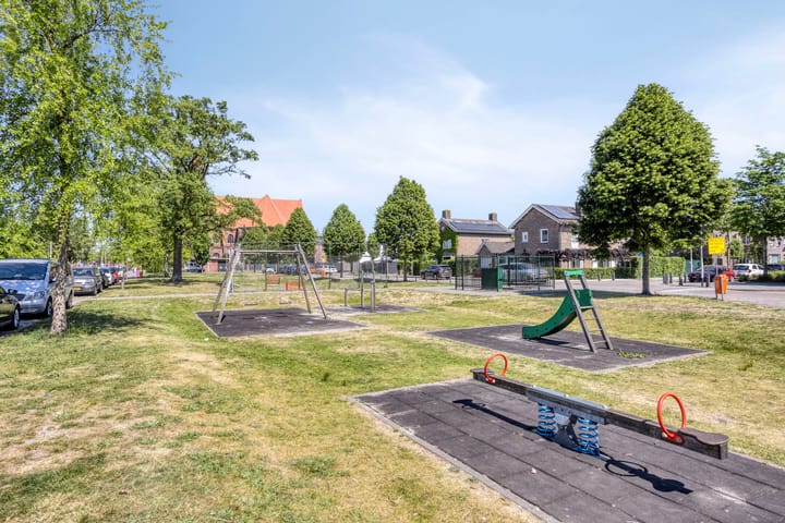 Foto 41 van Maxburgh 5