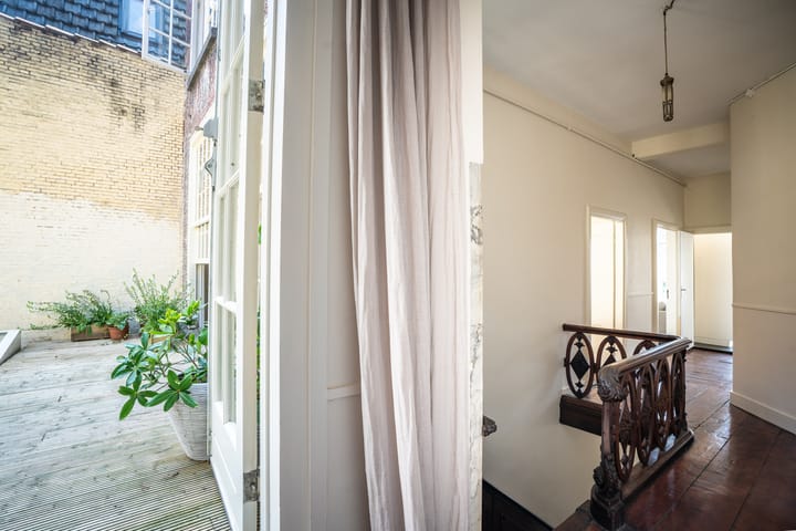 Photo 34 of Oude Singel 72