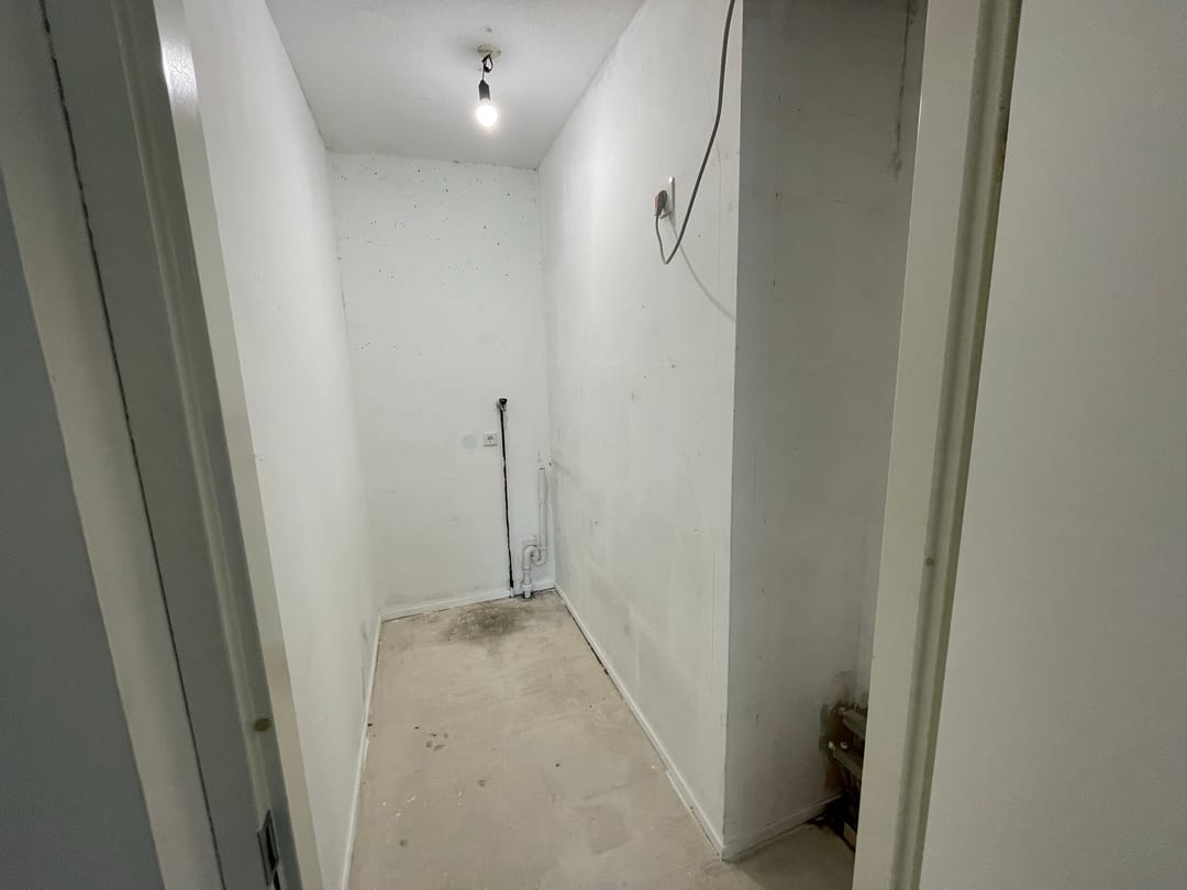 Photo 16 of Anna Blamansingel 188