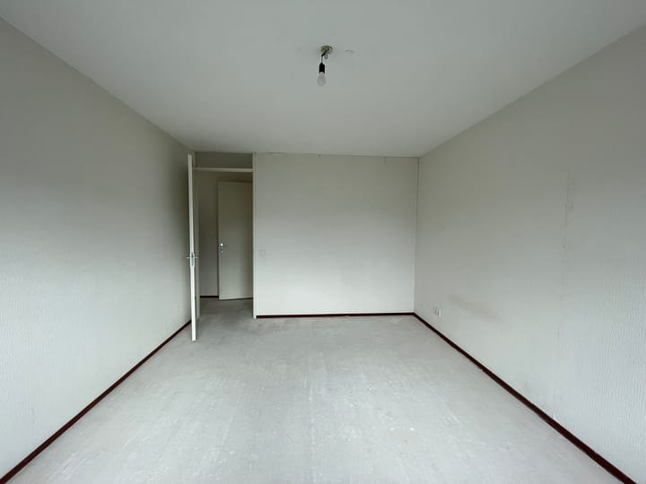 Photo 12 of Anna Blamansingel 148