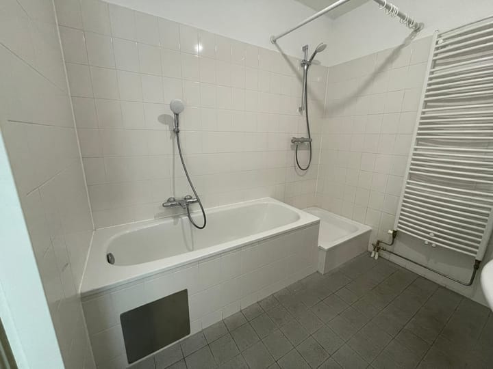 Photo 13 of Anna Blamansingel 148