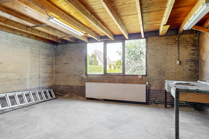 Foto 15 van Middenweg 32