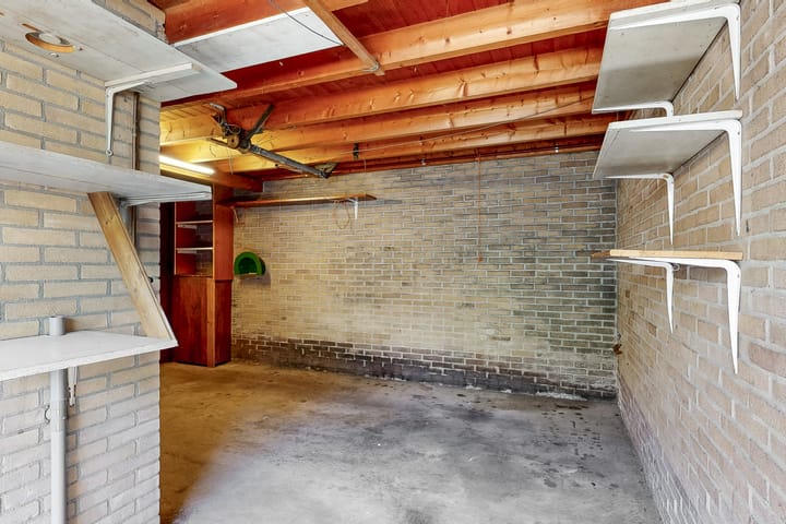 Foto 16 van Middenweg 32