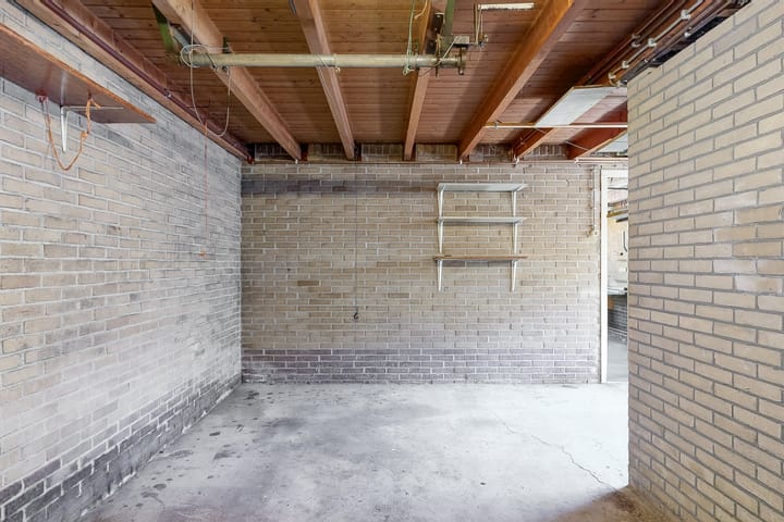 Foto 18 van Middenweg 32