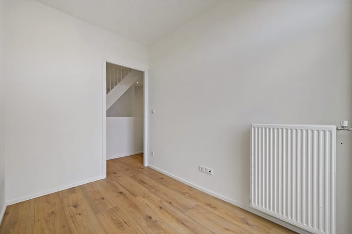 Foto 18 van Jan van Beersstraat 41