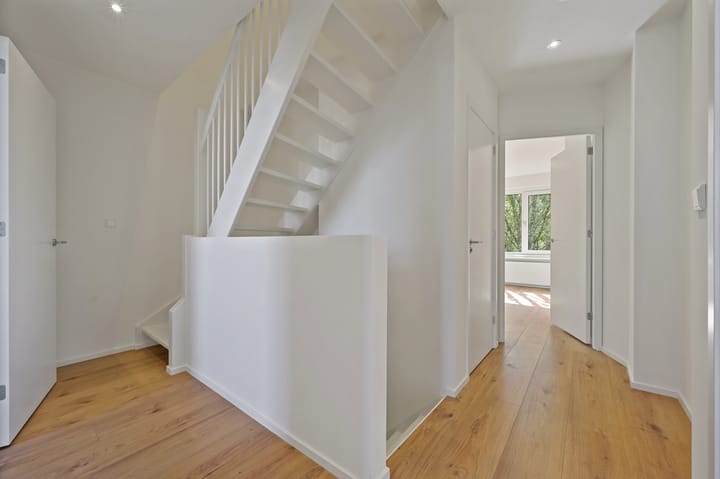 Foto 19 van Jan van Beersstraat 41