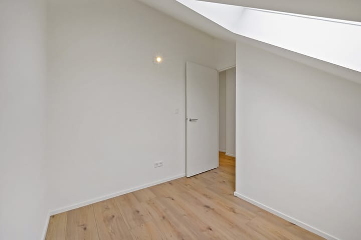 Foto 27 van Jan van Beersstraat 41