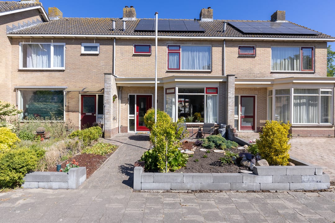 Foto 1 van La Reinestraat 4