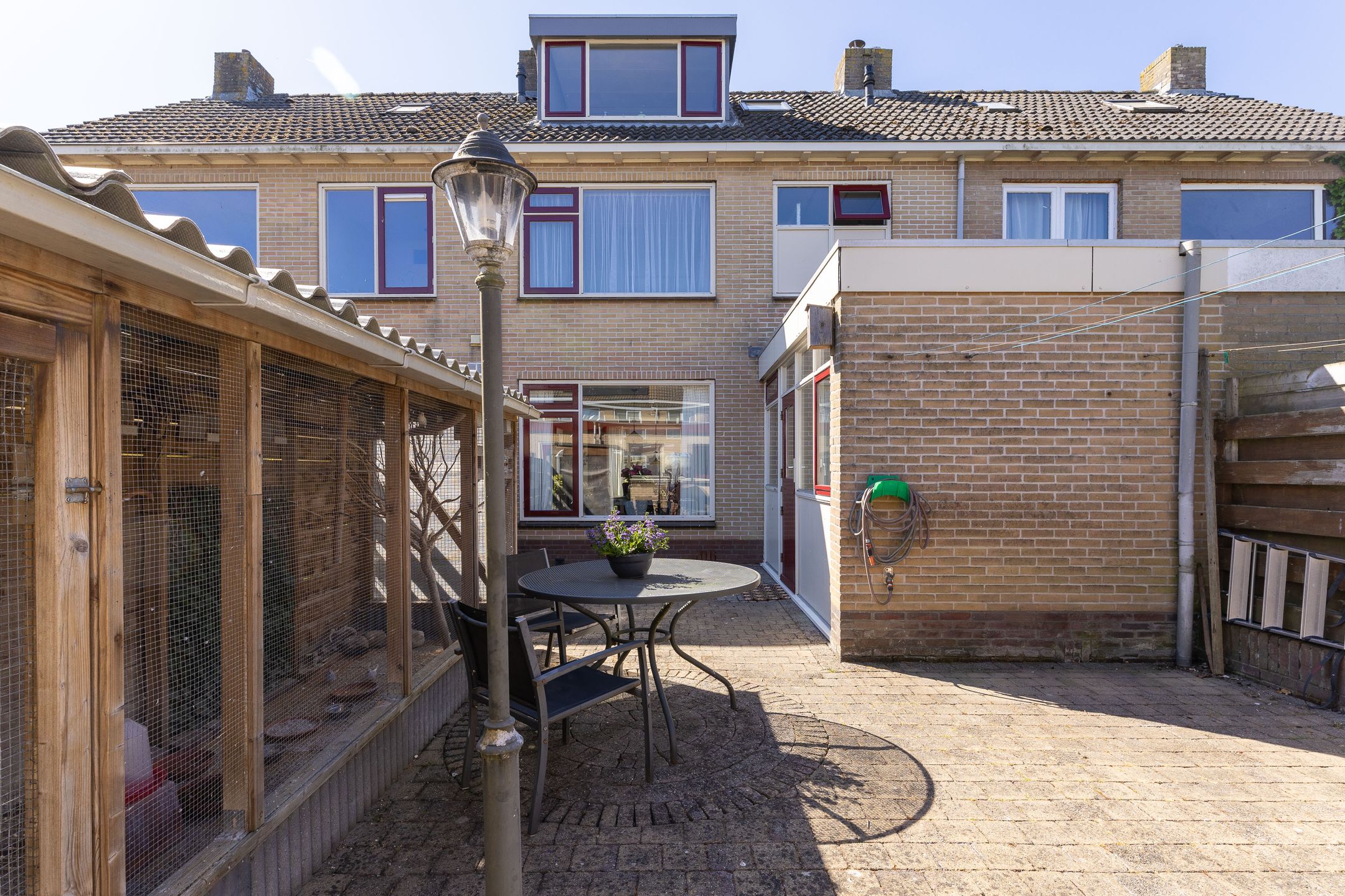 Foto 21 van La Reinestraat 4