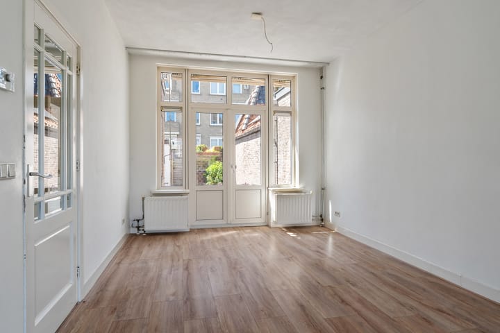 Foto 11 van Engelumerstraat 30