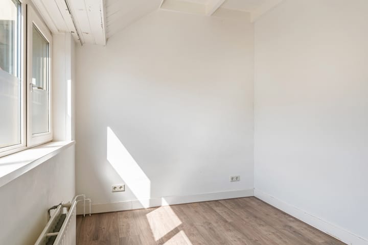 Foto 19 van Engelumerstraat 30