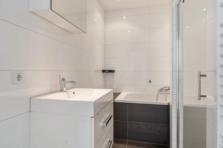 Foto 21 van Engelumerstraat 30