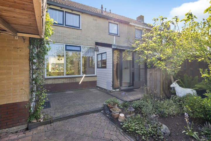 Foto 35 van Stationsstraat 30