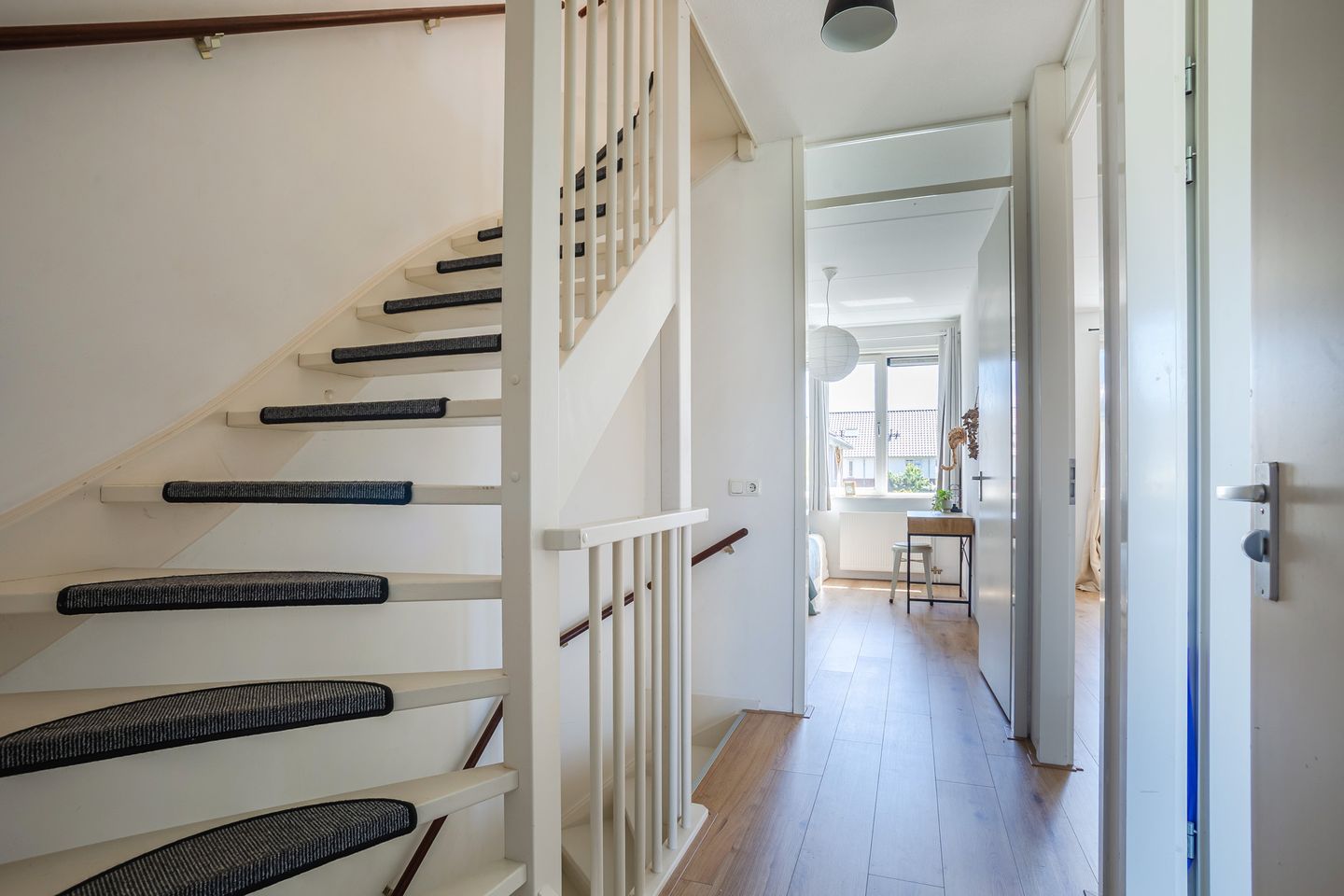 Foto 14 van Fluweelboomstraat 28