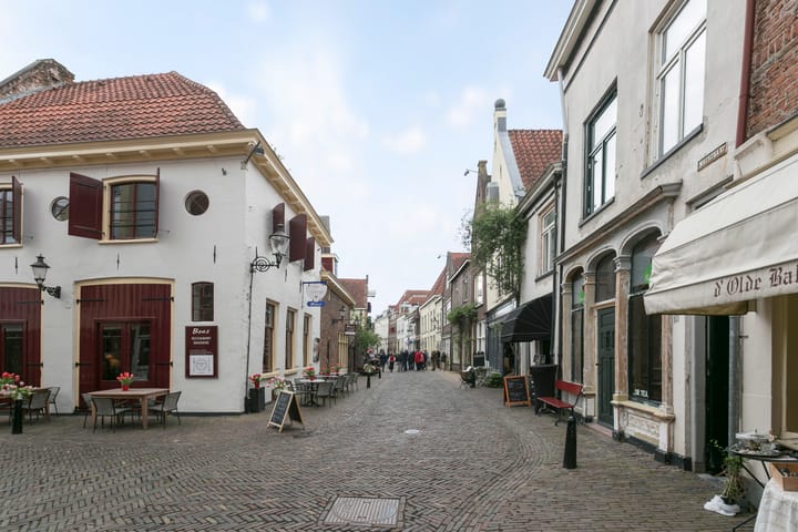 Foto 31 van Geert Grootestraat 3-B