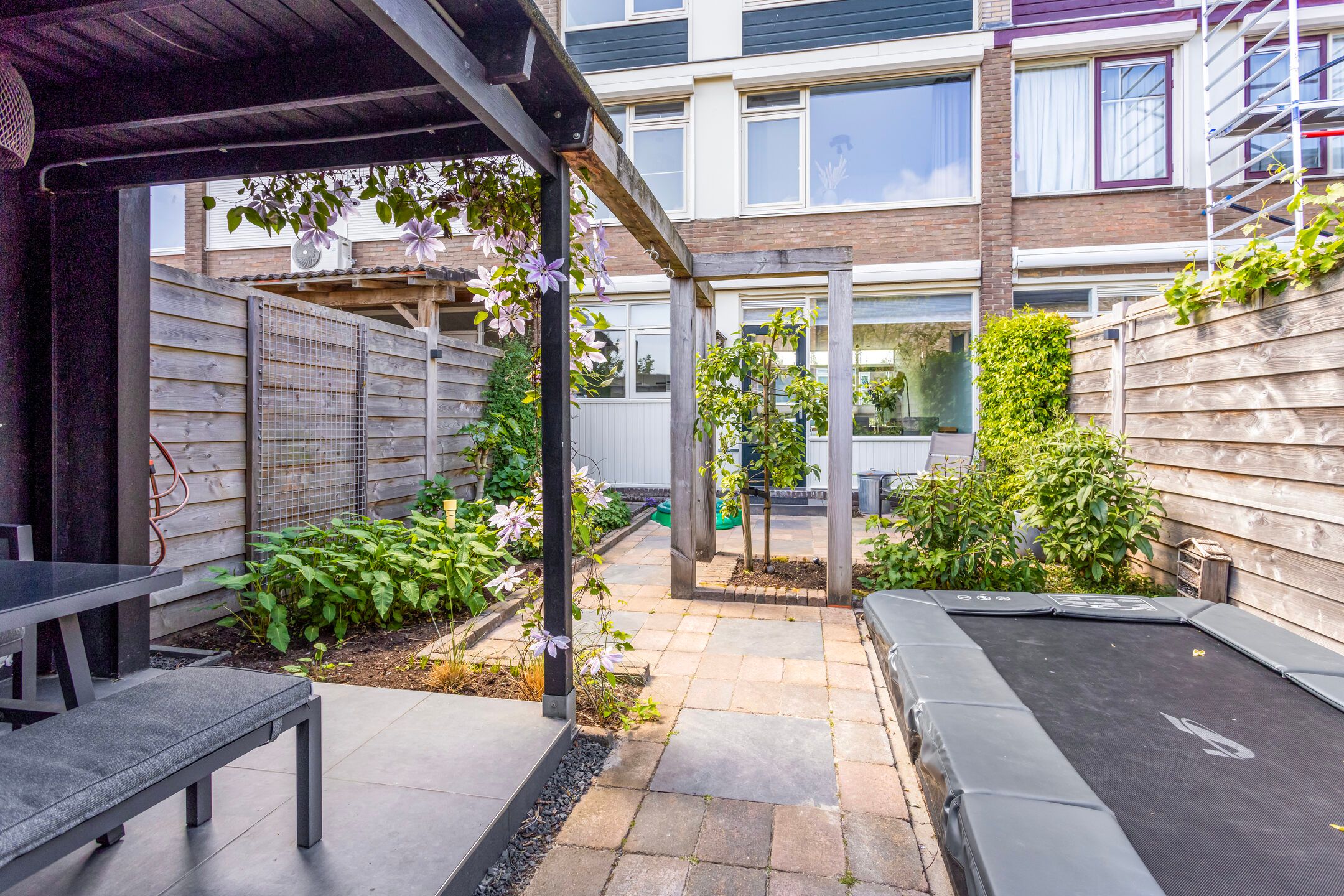 Foto 12 van John Raedeckersingel 28