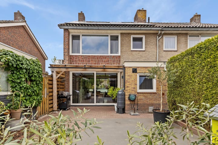 Foto 16 van Hoofdelingenlaan 9