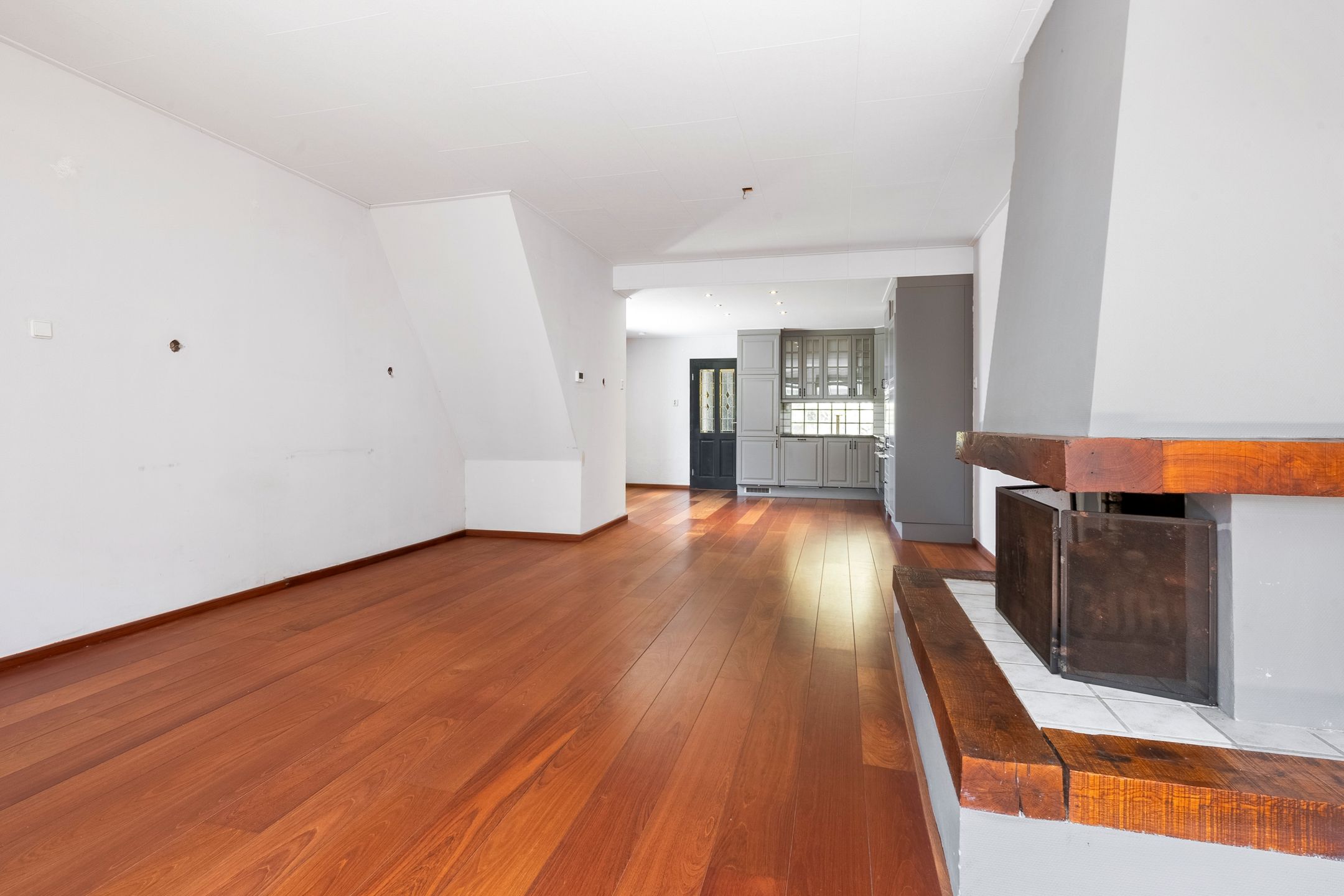 Photo 9 of Emmastraat 23