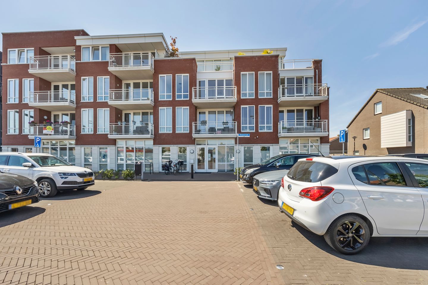 Foto 1 van Dorpsstraat 22