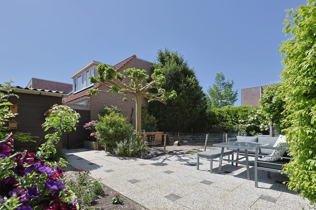 Foto 2 van Klompenmaker 2