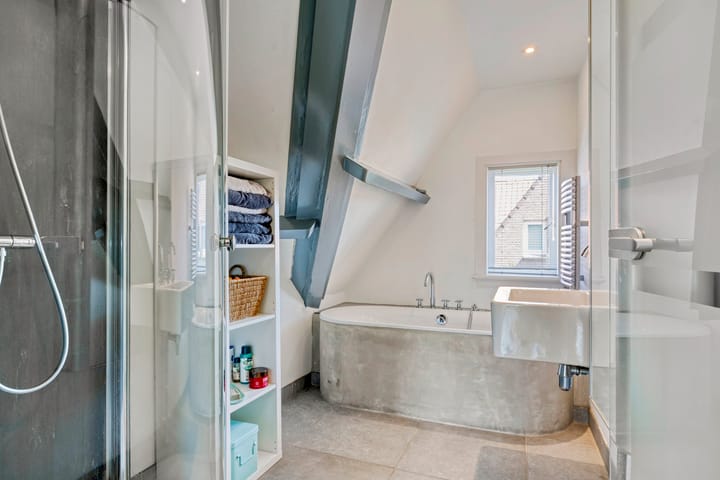 Photo 22 of Nieuwe Kerkstraat 9-B