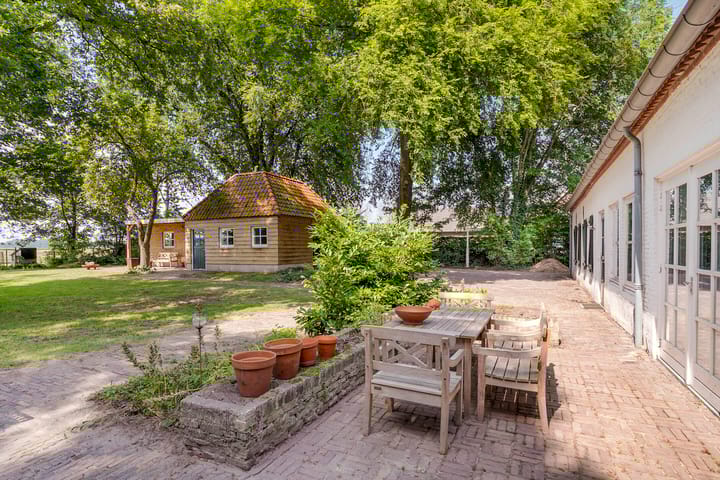 Photo 51 of Landrop 21